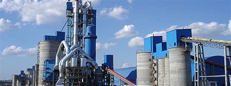 Shaped refractory products for the cement and lime industry..